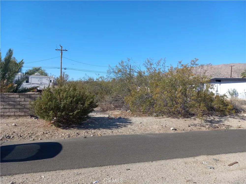 9 BASELINE AVE. 29 Palms, CA 92277