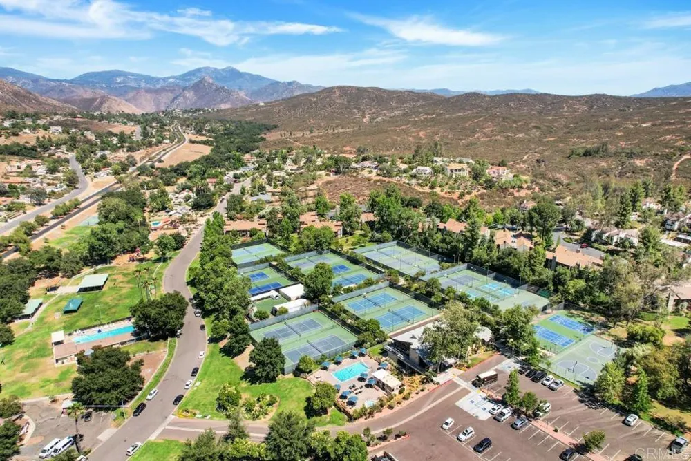 15828 Davis Cup Lane Ramona, CA 92065