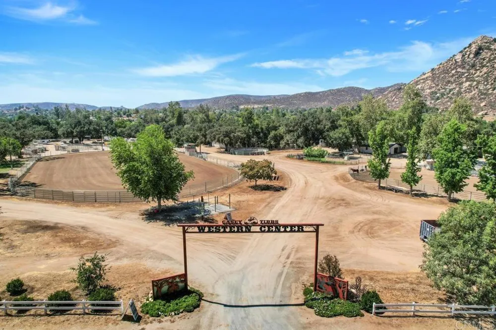 15828 Davis Cup Lane Ramona, CA 92065
