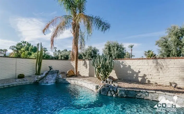 101 Juan Circle Palm Desert, CA 92260