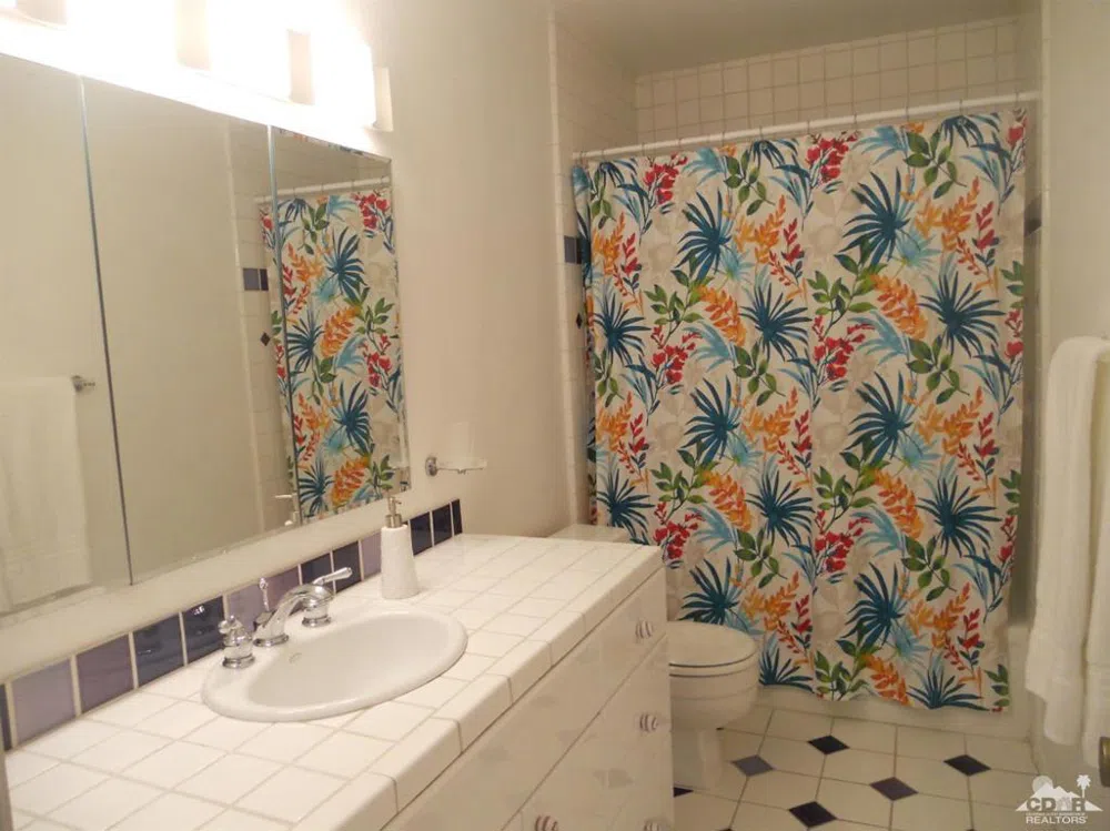 101 Juan Circle Palm Desert, CA 92260