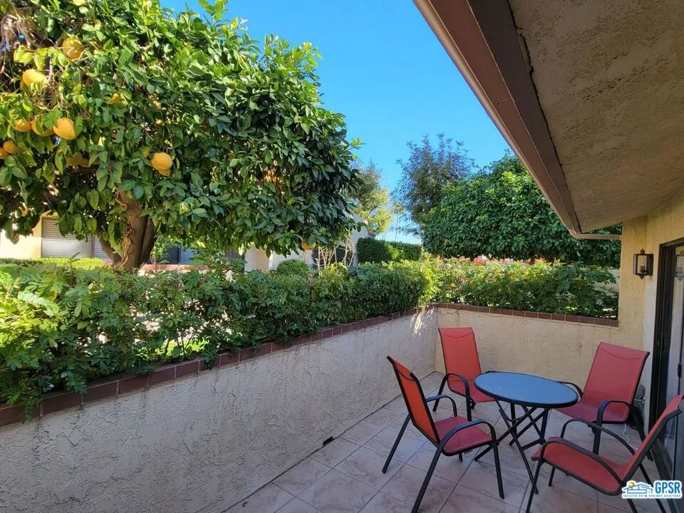 2600 S Palm Canyon Drive #20 Palm Springs, CA 92264