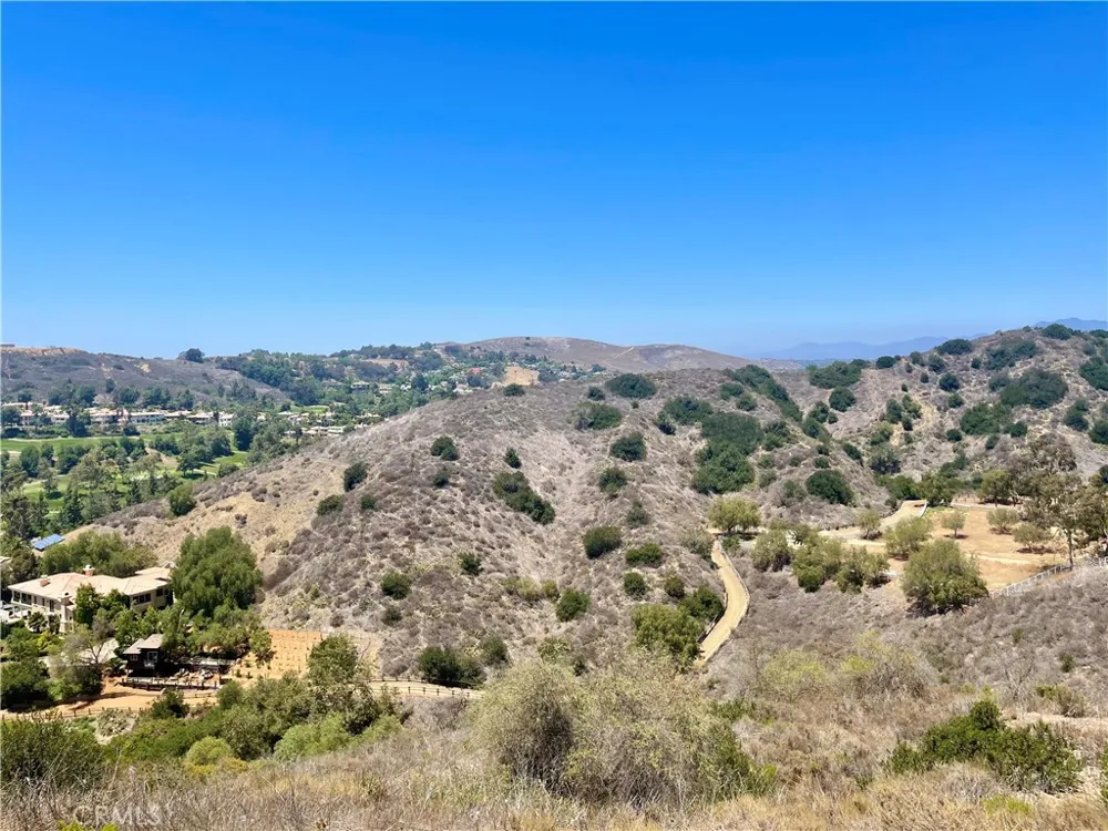 27591 Rolling Wood Lane San Juan Capistrano, CA 92675
