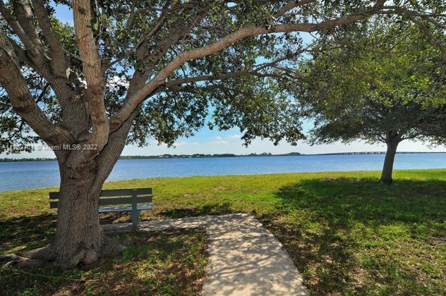 2054 Applegate Ave Port Charlotte, FL 33953