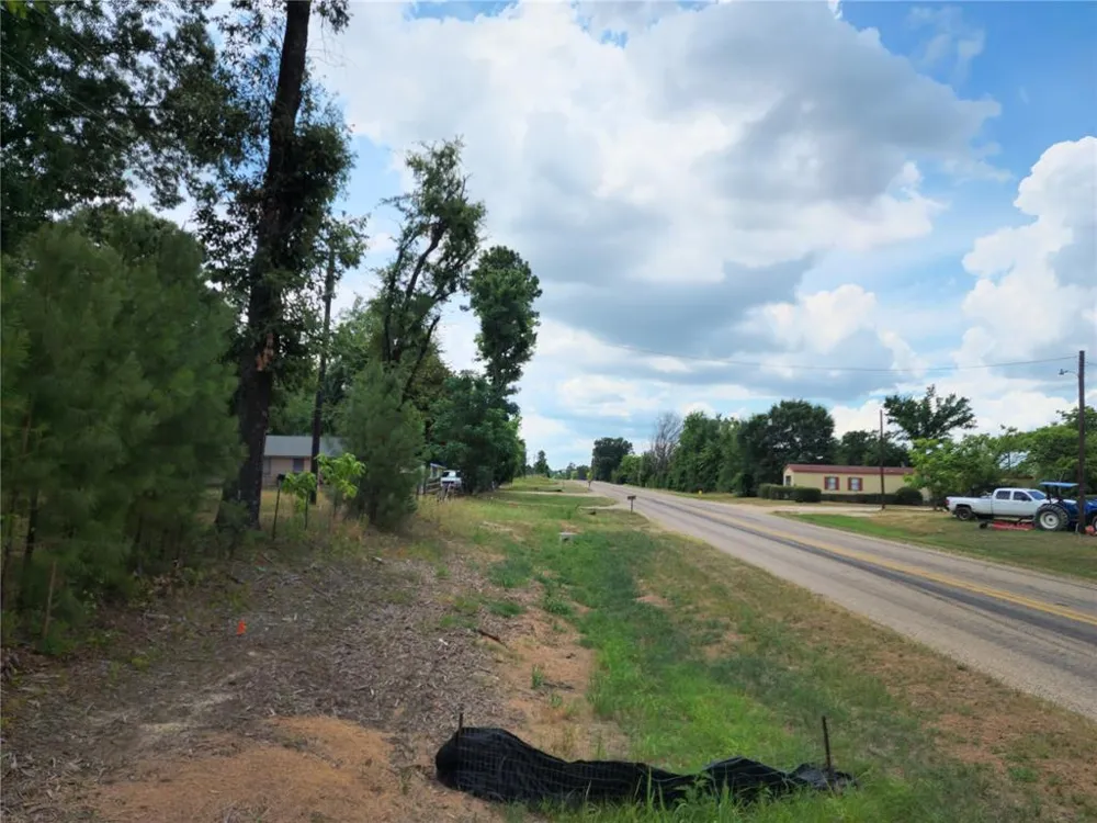 2110 Fm 275 Emory, TX 75440