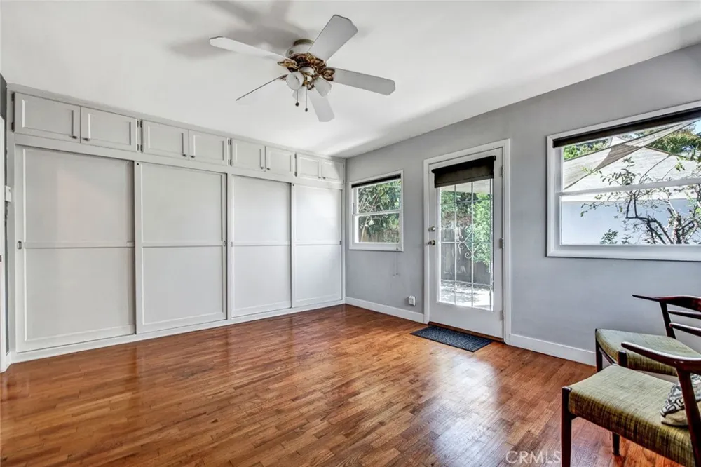 1135 W 10th Street Santa Ana, CA 92703