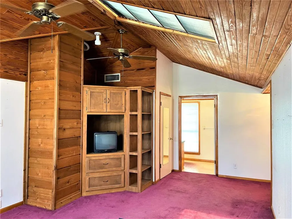 476 Lcr 759 Groesbeck, TX 76642
