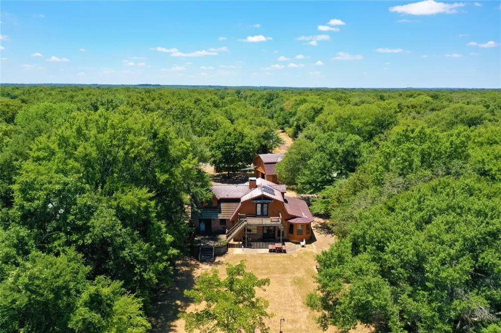 476 Lcr 759 Groesbeck, TX 76642