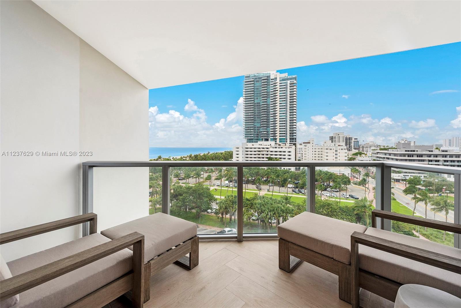 2201 Collins Ave #804 Miami Beach, FL 33139
