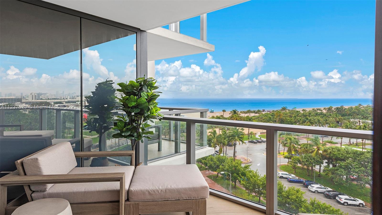 2201 Collins Ave #804 Miami Beach, FL 33139