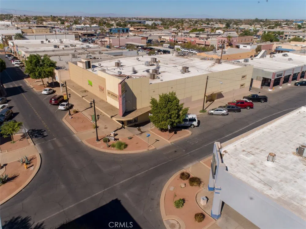 510 W main Street El Centro, CA 92243