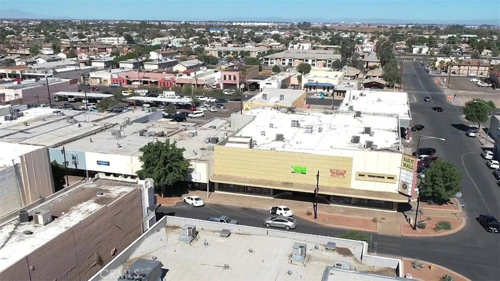 510 W main Street El Centro, CA 92243