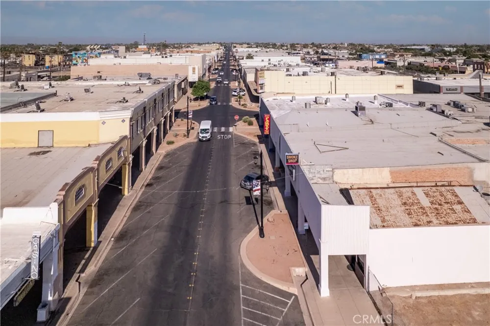 471 W Main Street El Centro, CA 92243