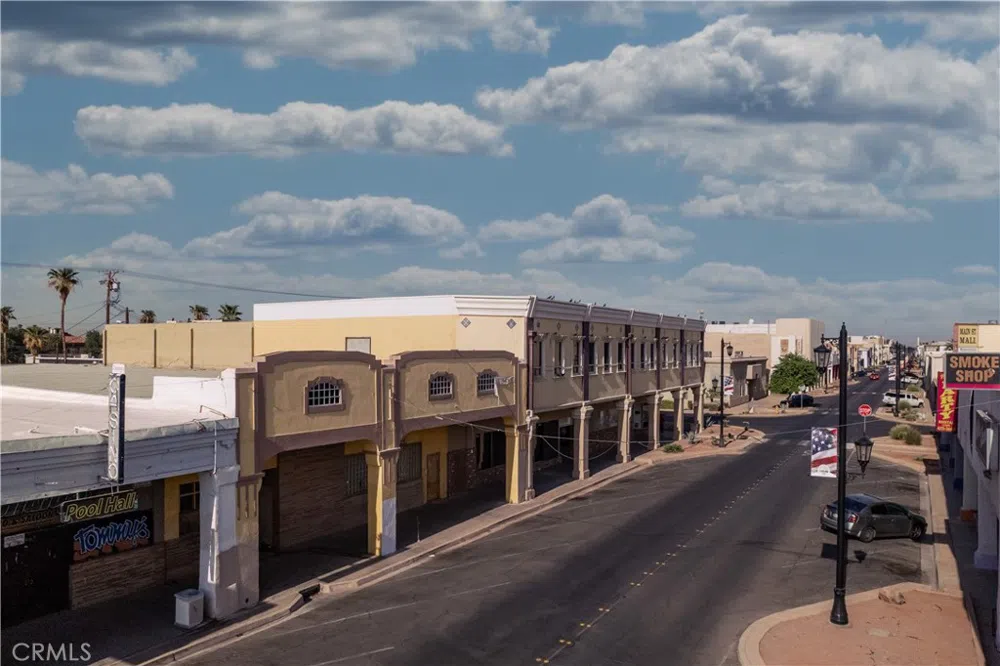 471 W Main Street El Centro, CA 92243