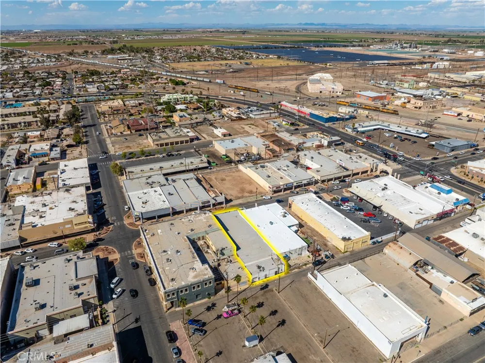 471 W Main Street El Centro, CA 92243