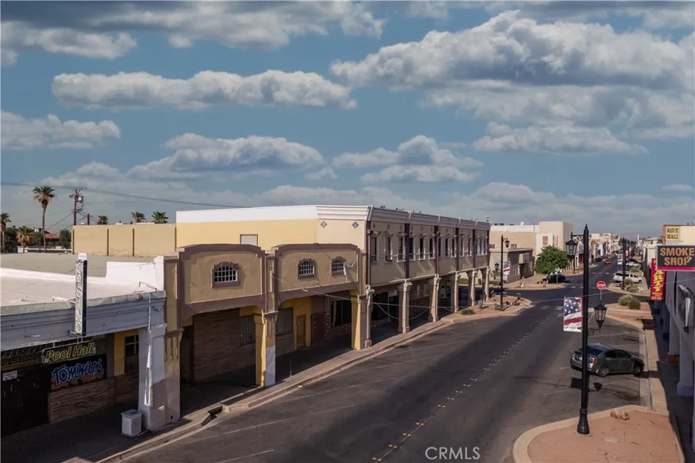 471 W Main Street El Centro, CA 92243
