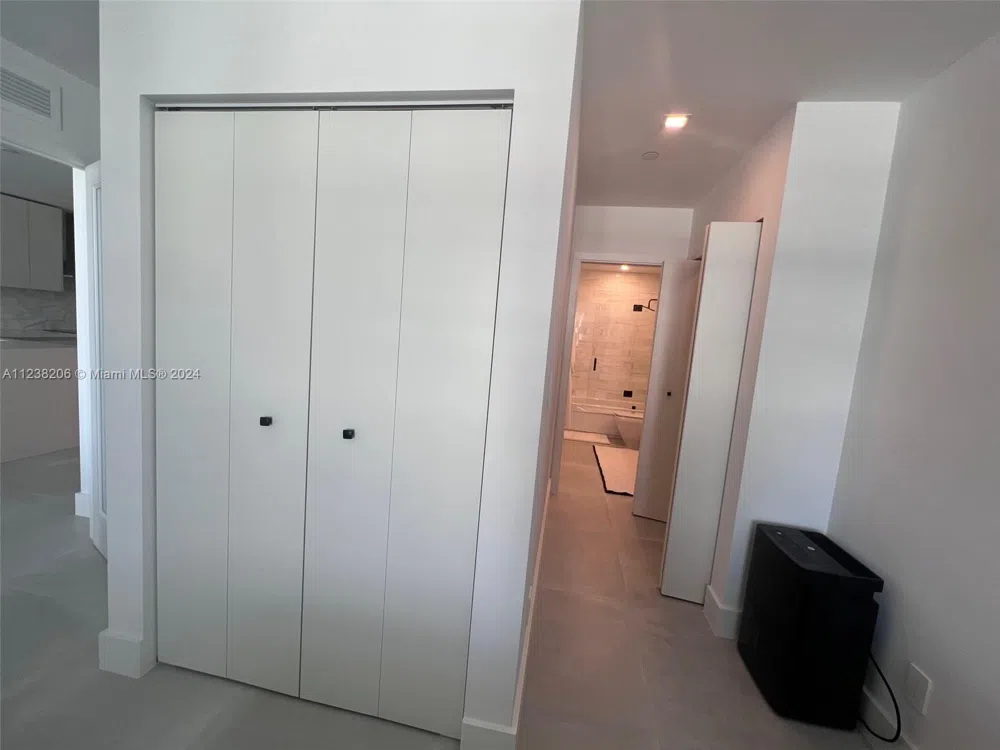 100 Lincoln Rd #1608 Miami Beach, FL 33139