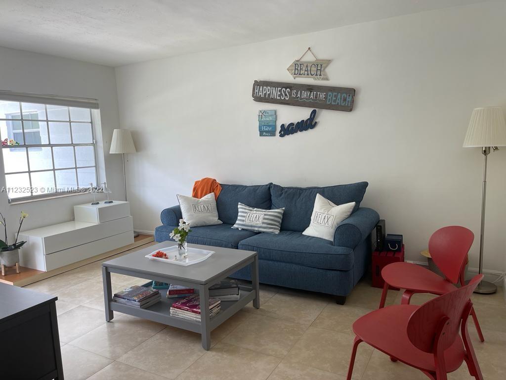 100 Sunrise Dr #25 Key Biscayne, FL 33149