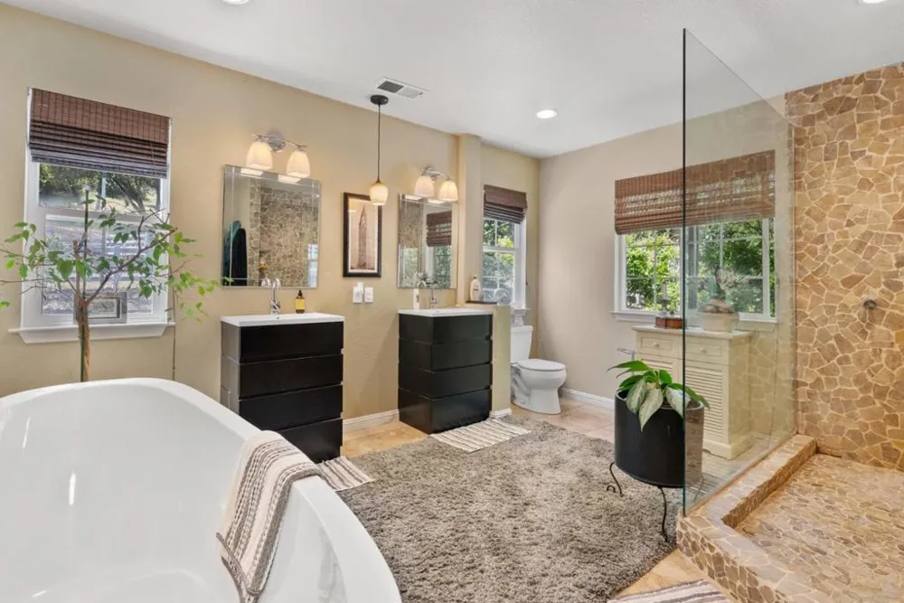 13550 Uvas Road Morgan Hill, CA 95037