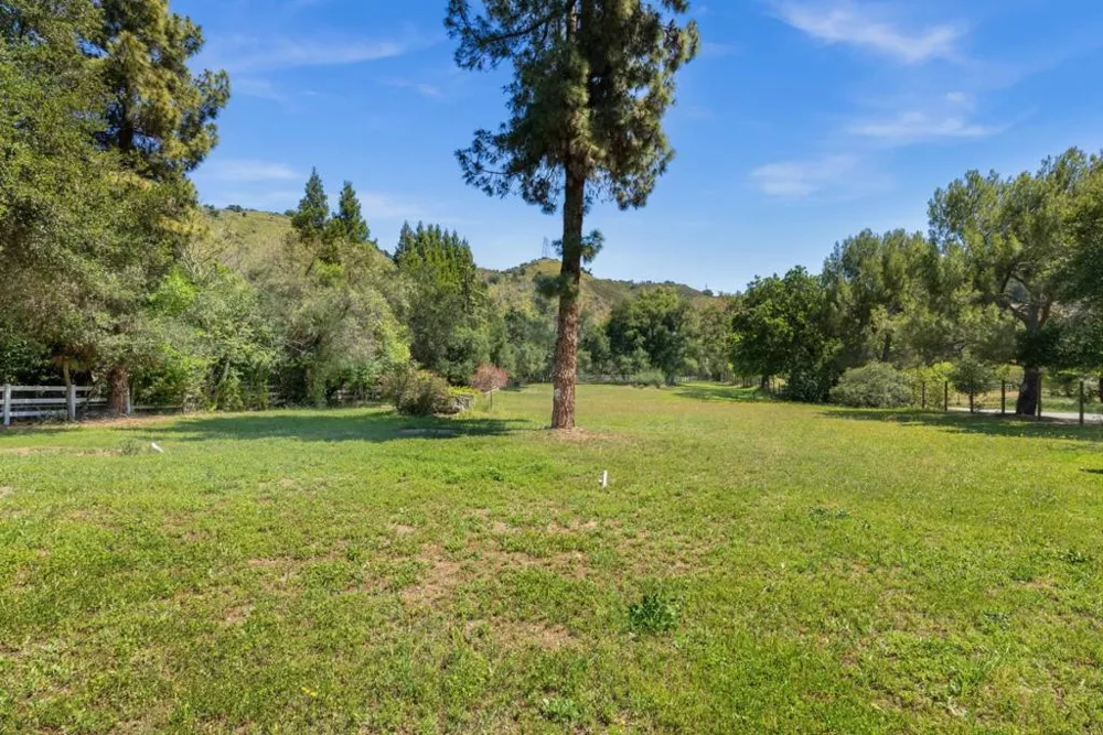 13550 Uvas Road Morgan Hill, CA 95037