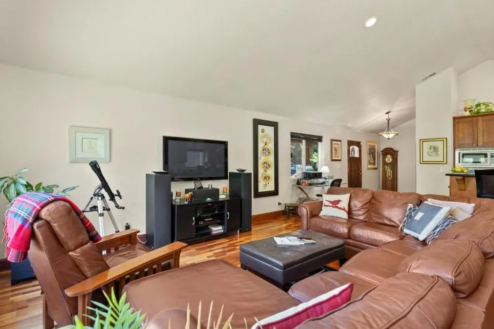 13550 Uvas Road Morgan Hill, CA 95037