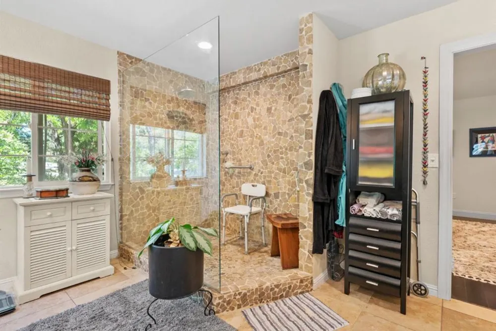 13550 Uvas Road Morgan Hill, CA 95037