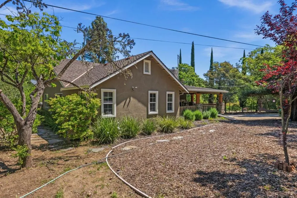 13550 Uvas Road Morgan Hill, CA 95037