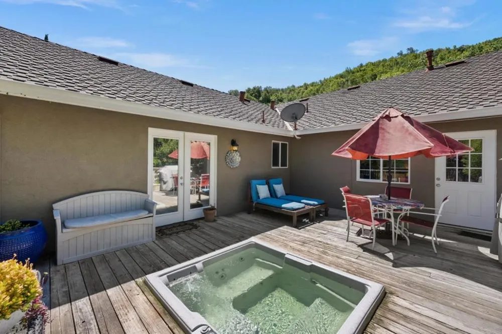 13550 Uvas Road Morgan Hill, CA 95037