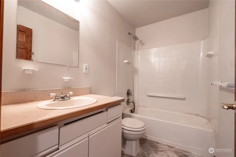 732 Satsop Road W Montesano, WA 98563