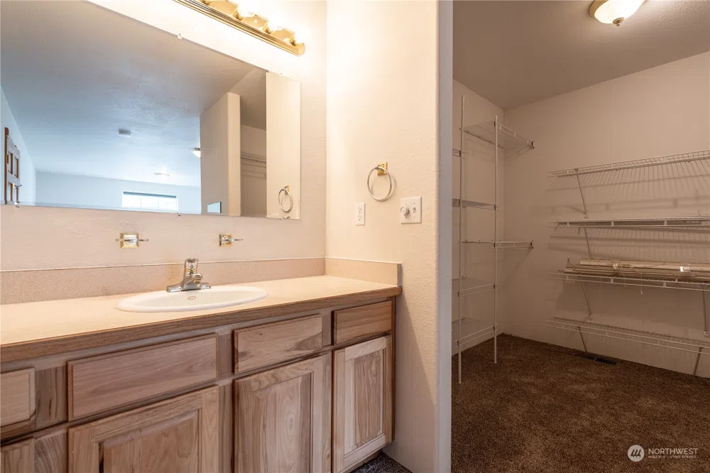 732 Satsop Road W Montesano, WA 98563