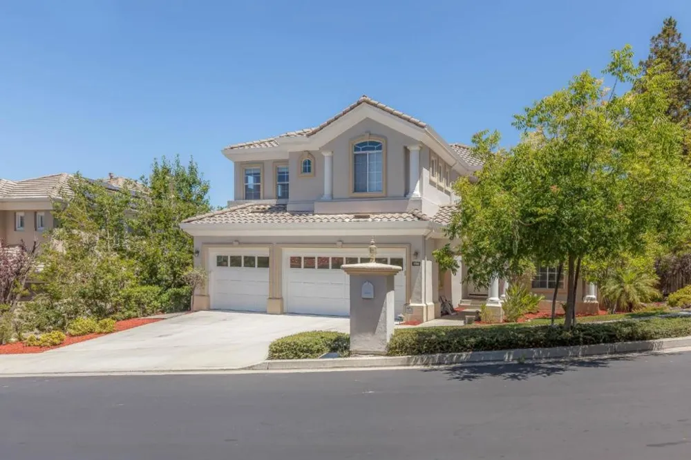 5568 Snowdon Place San Jose, CA 95138