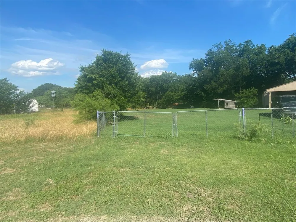 5410 Ashworth Court Granbury, TX 76048