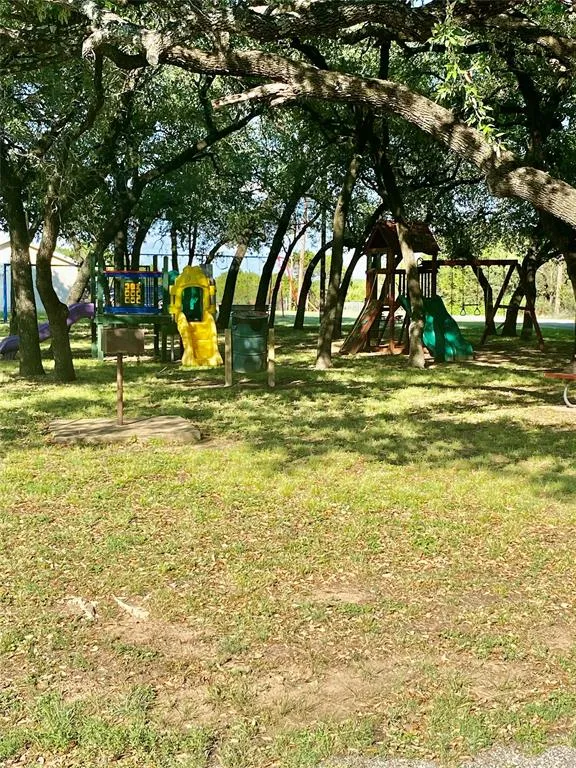 5410 Ashworth Court Granbury, TX 76048