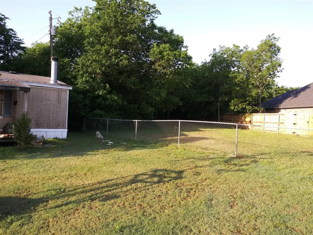 5410 Ashworth Court Granbury, TX 76048