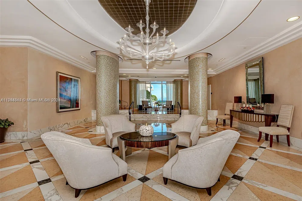 6917 Collins Ave #809 Miami Beach, FL 33141