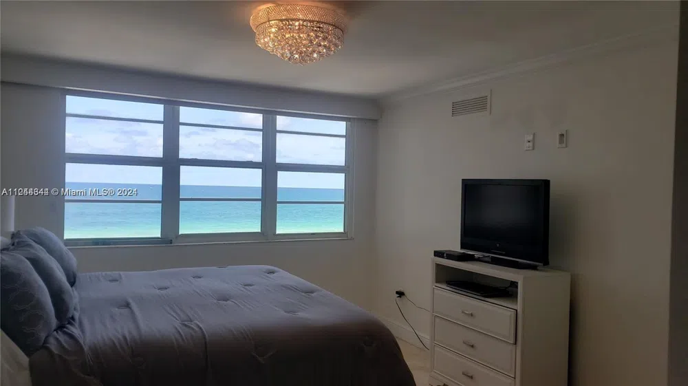 6917 Collins Ave #809 Miami Beach, FL 33141