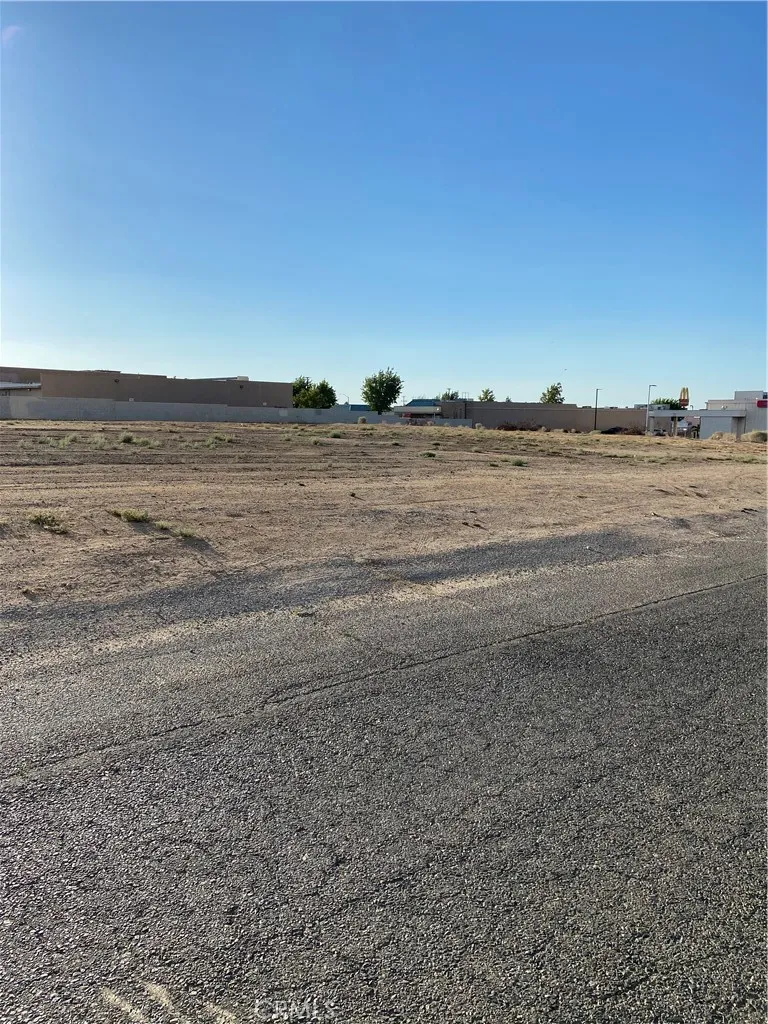 H STREET Hesperia, CA 92345