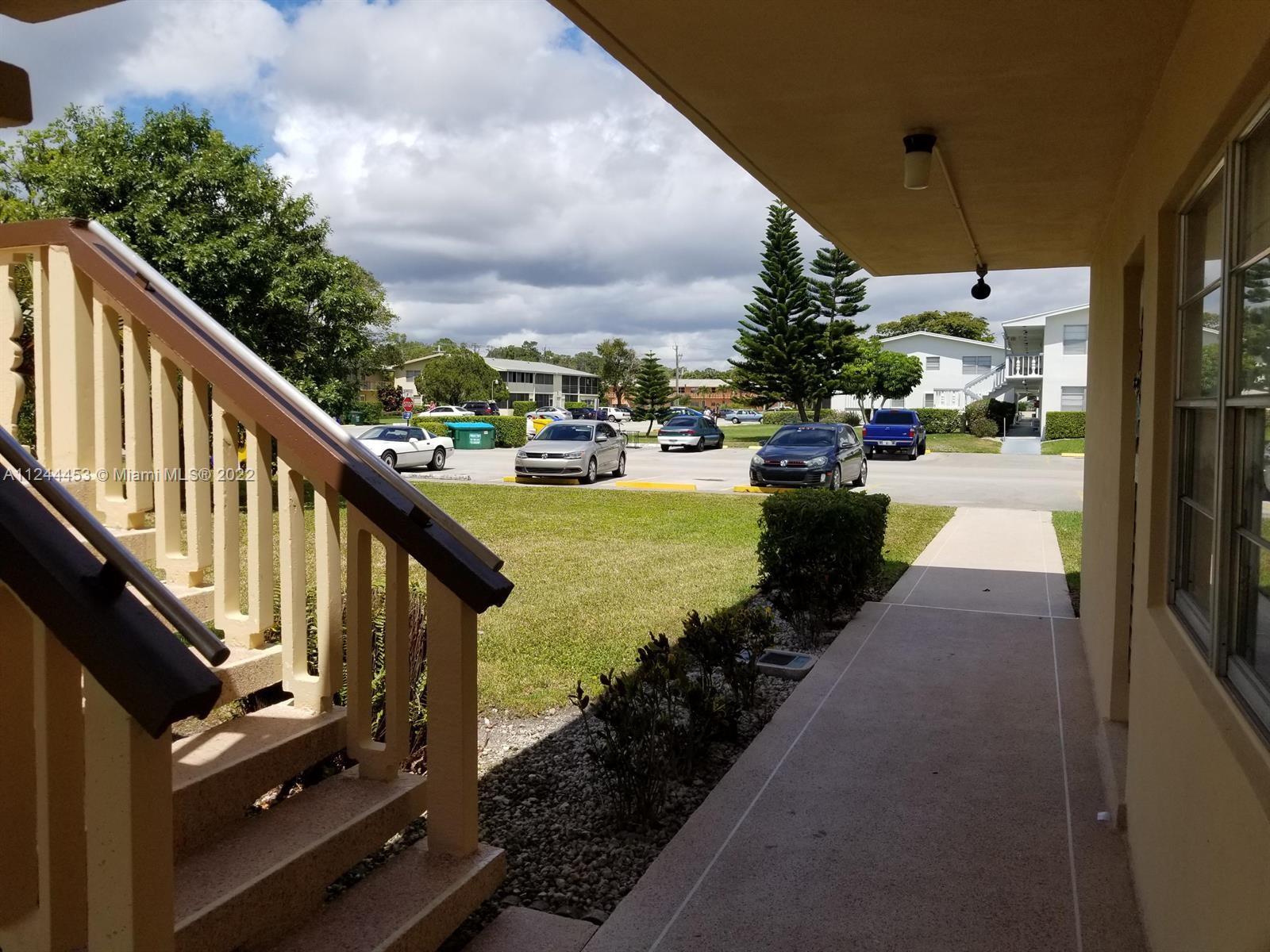 206 Sheffield I #206 West Palm Beach, FL 33417