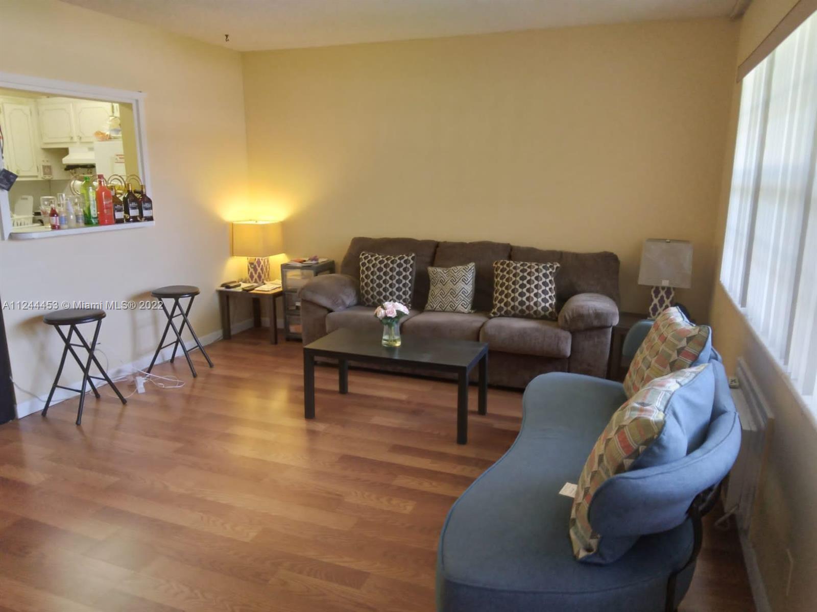 206 Sheffield I #206 West Palm Beach, FL 33417