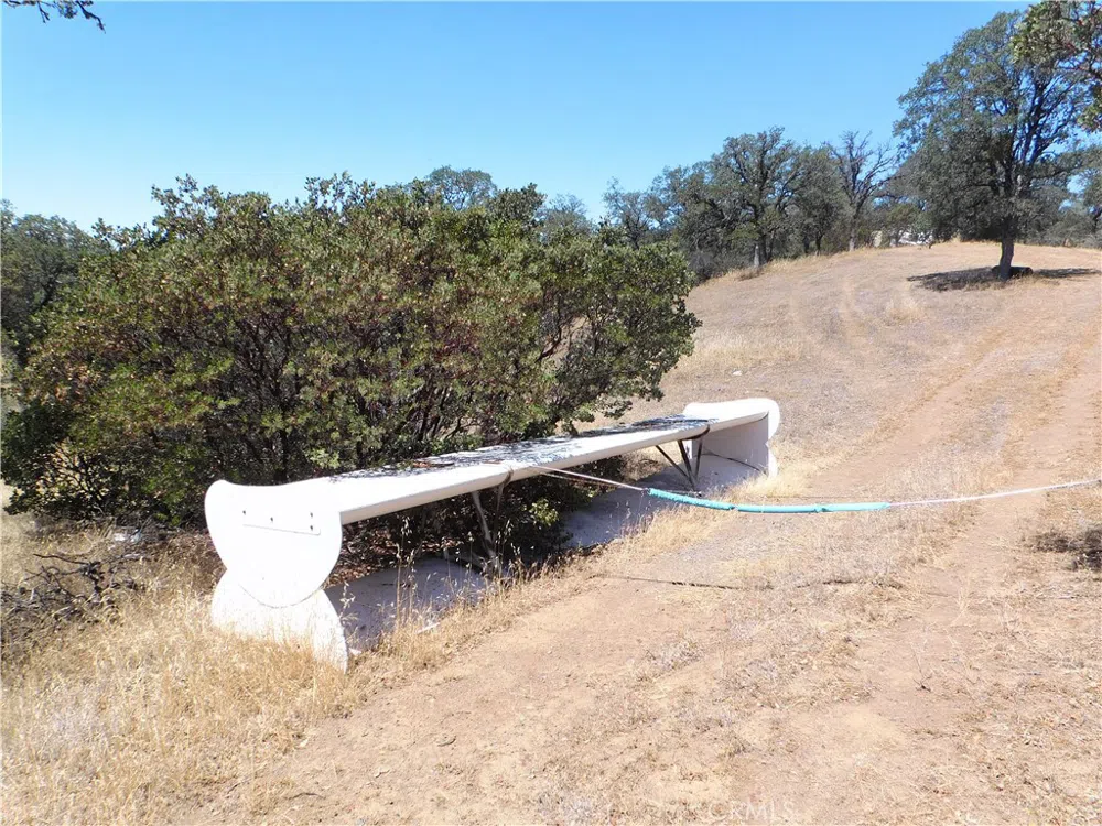 997 Watertrough Rd Clearlake Oaks, CA 95423
