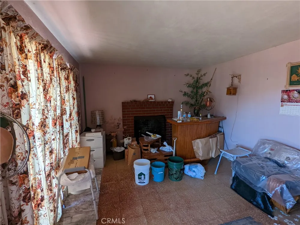 4175 Ferrand Road Lucerne, CA 95458