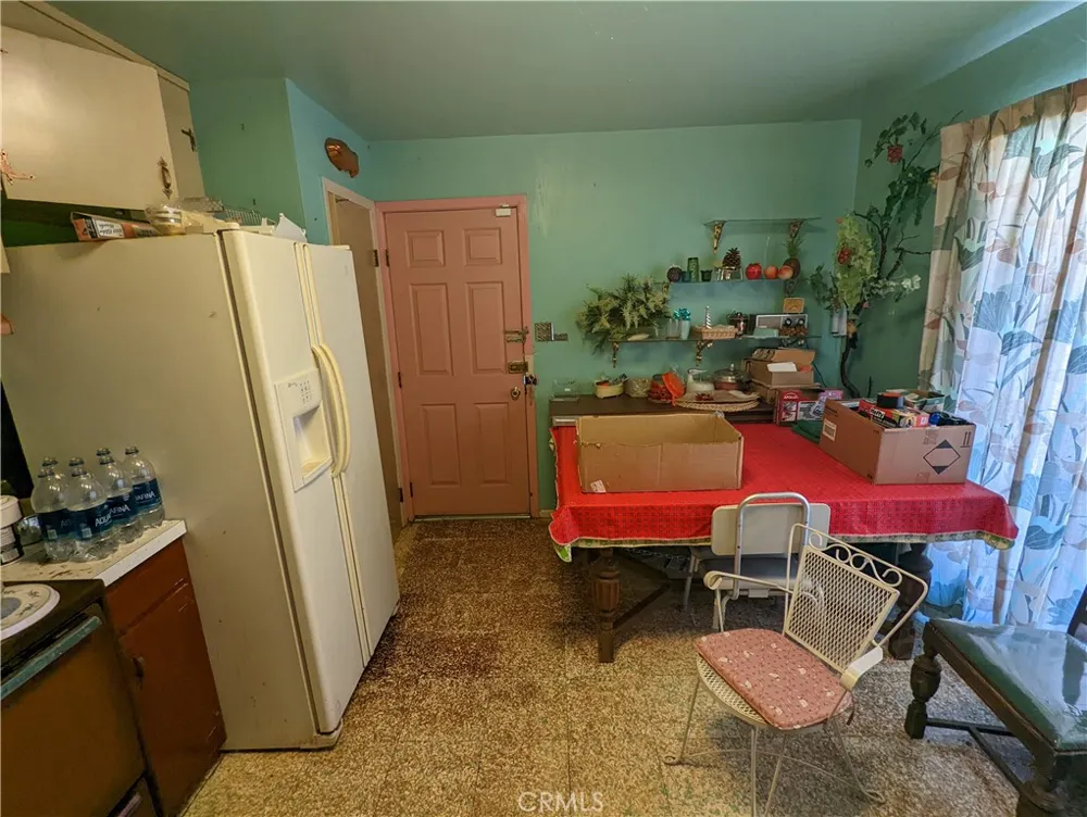 4175 Ferrand Road Lucerne, CA 95458