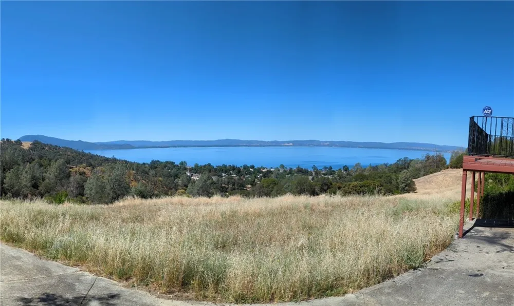 4175 Ferrand Road Lucerne, CA 95458