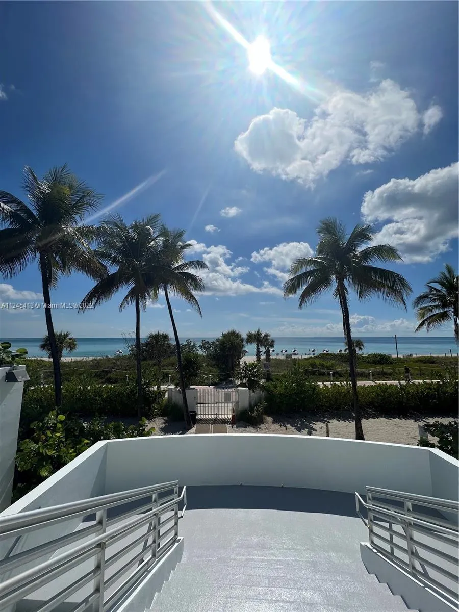 5161 Collins Ave #309 Miami Beach, FL 33140