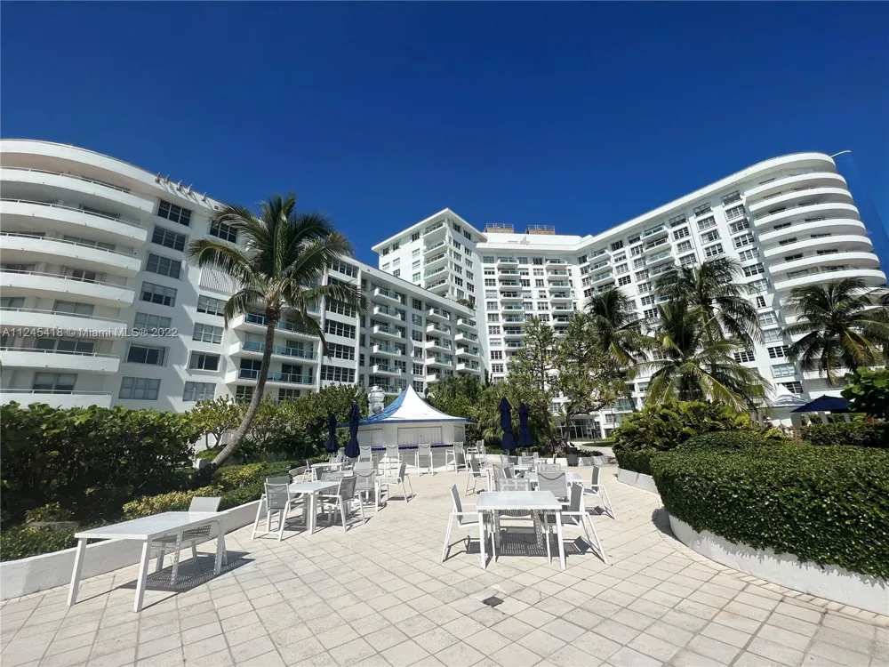 5161 Collins Ave #309 Miami Beach, FL 33140