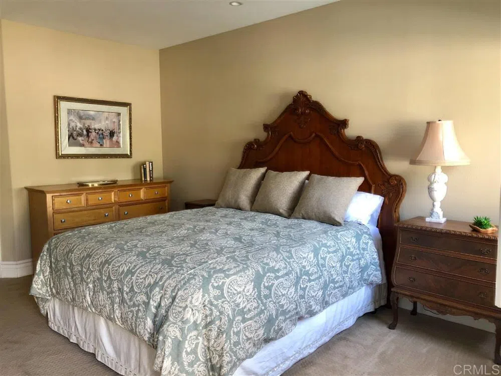 459 Lexington Cr. Oceanside, CA 92057