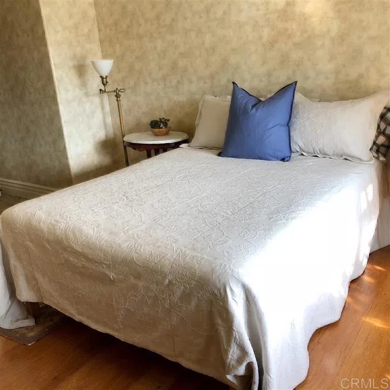 459 Lexington Cr. Oceanside, CA 92057
