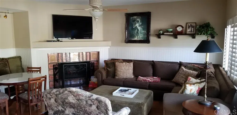 459 Lexington Cr. Oceanside, CA 92057