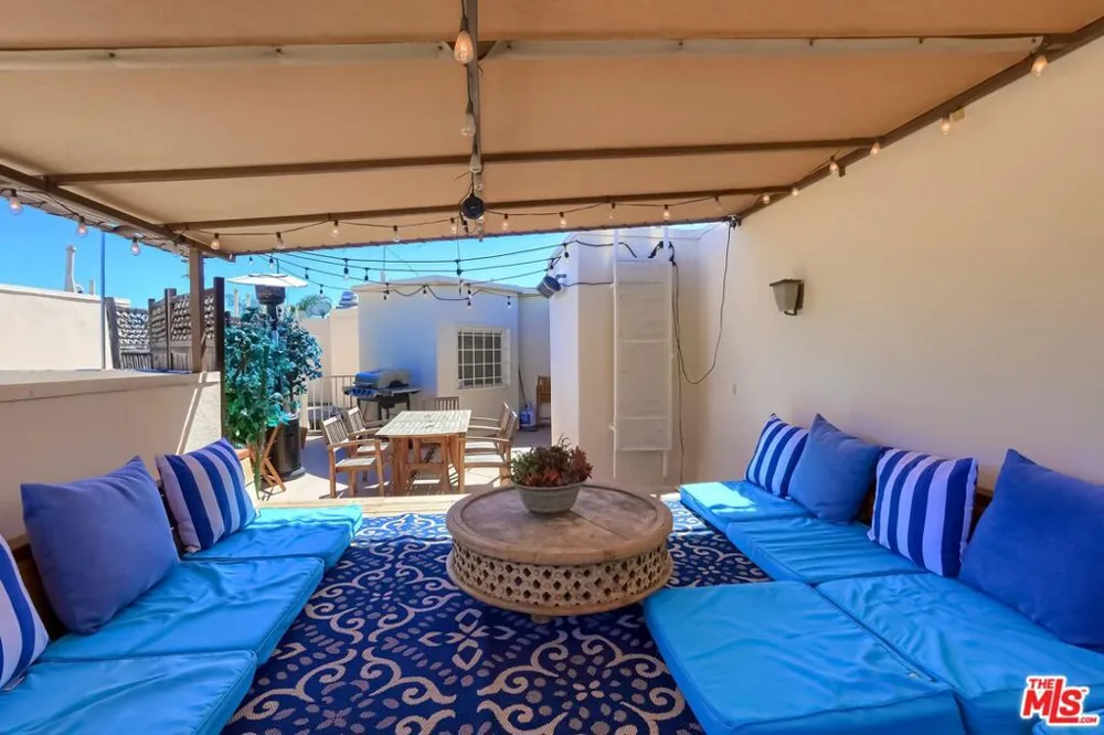 435 Arnaz Drive #304 Los Angeles, CA 90048