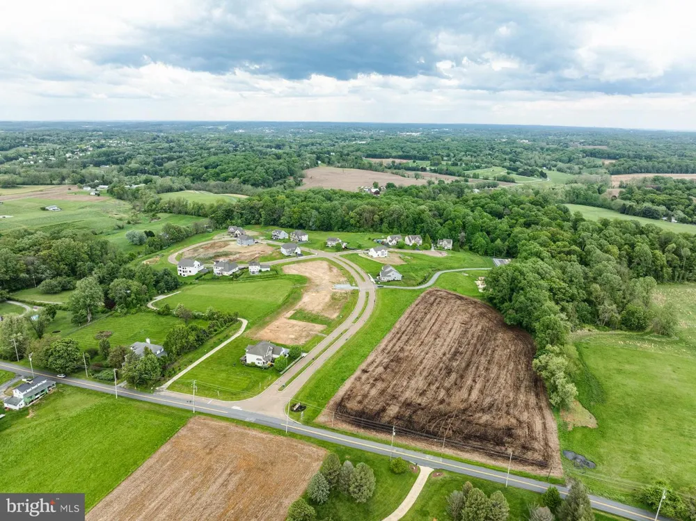 85 JANINE WAY #DEVONSHIRE West Grove, PA 19390